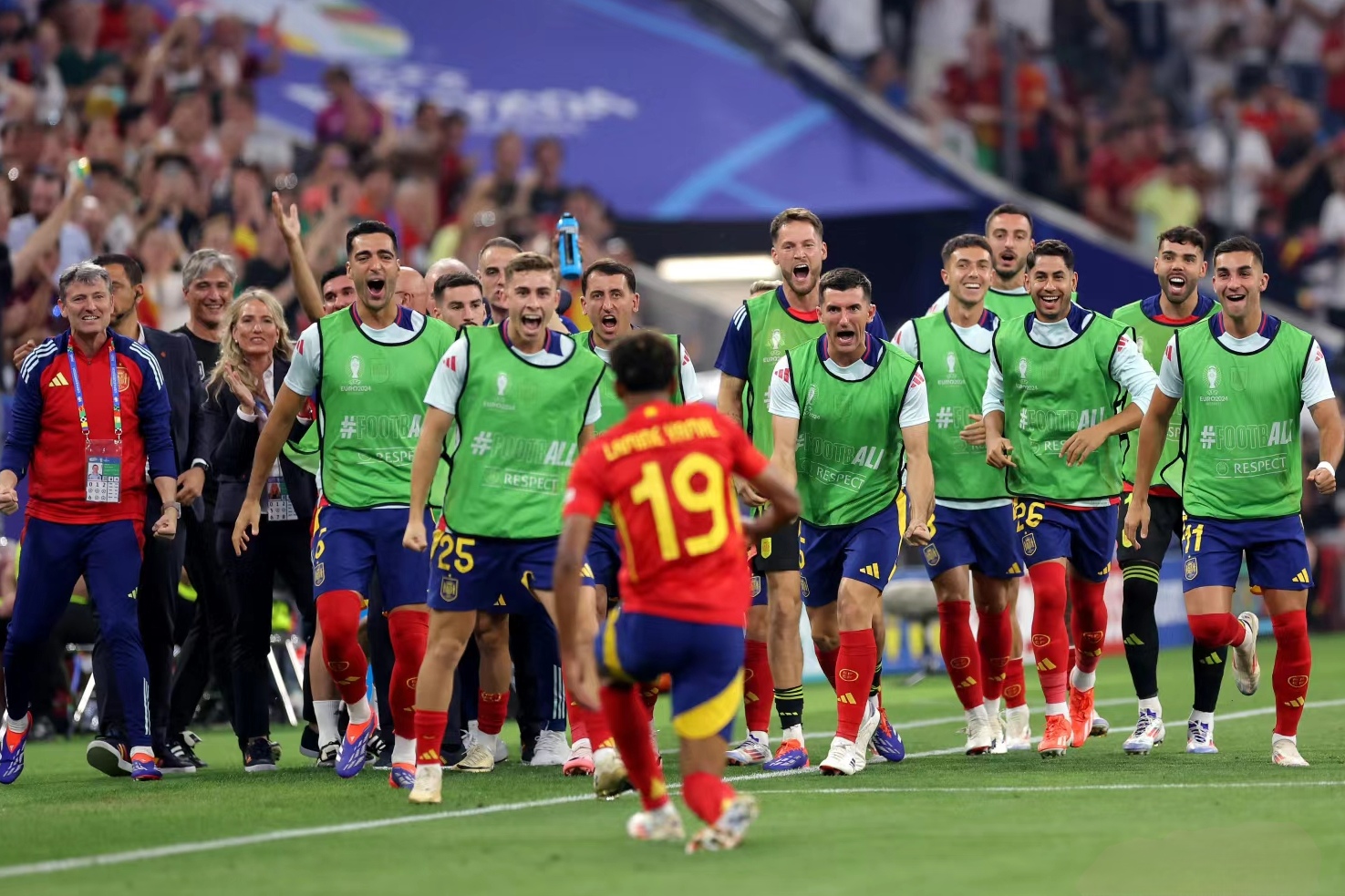 mk体育娱乐-国际比赛日突围战来临，比利亚雷亚尔围绕英超绝杀压哨，话题不断，球队文化再被提及的简单介绍